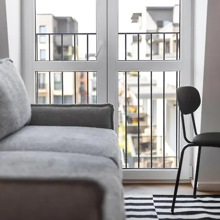 White Lotus 29 By Reside Baltic Apartment