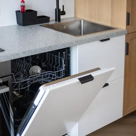 White Lotus 29 By Reside Baltic Apartment *