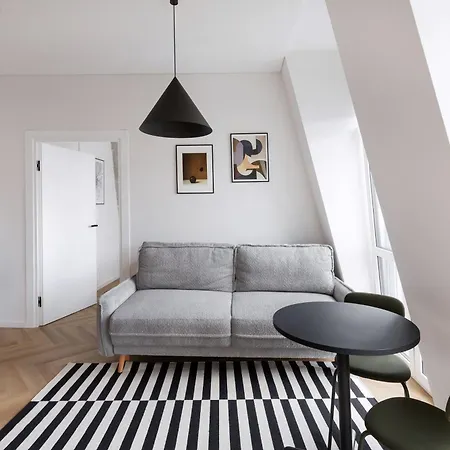 White Lotus 29 By Reside Baltic